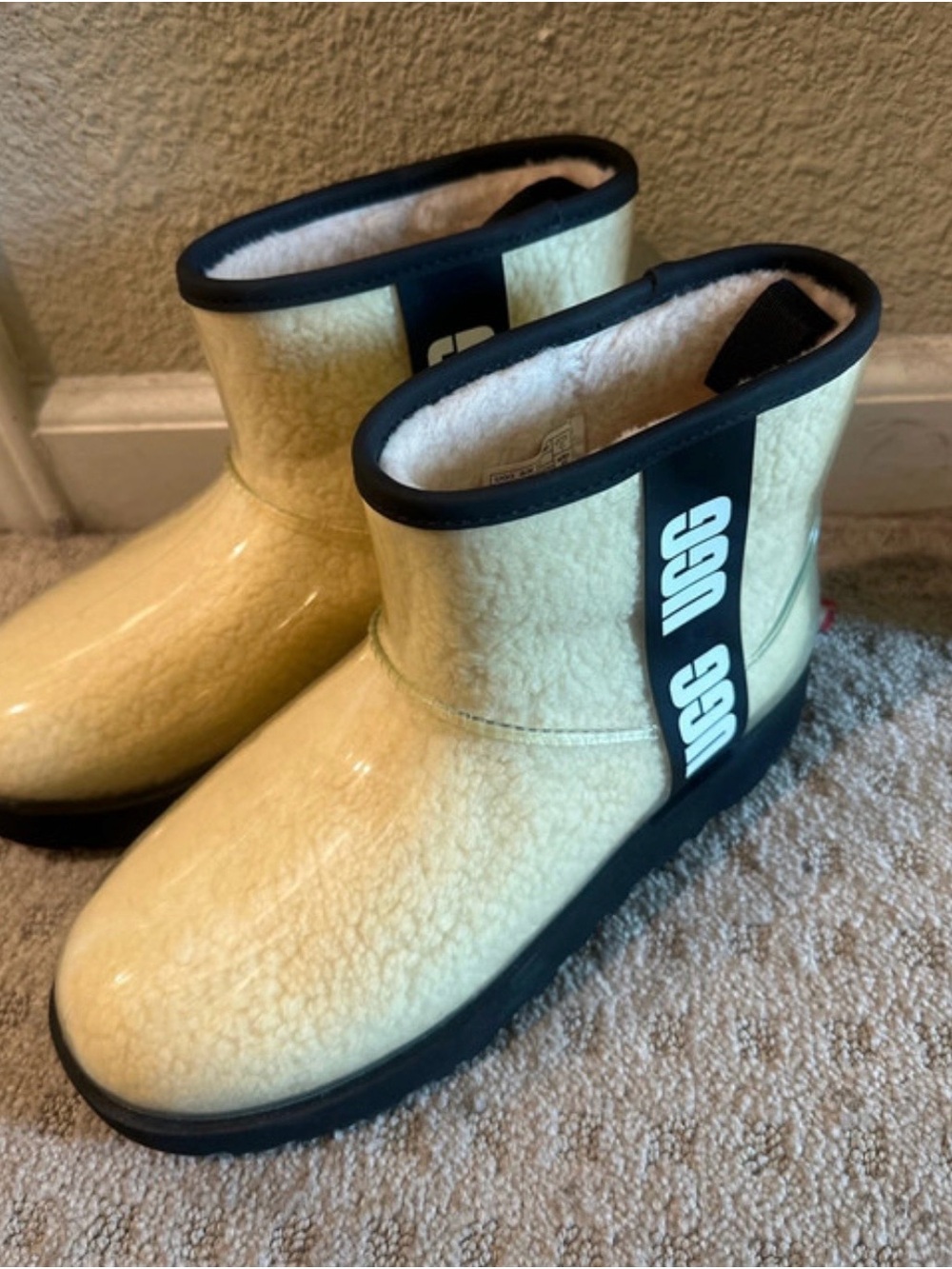 UGG Kids Yellow Shearling-Lined Short Boot with Branded Heel Tab